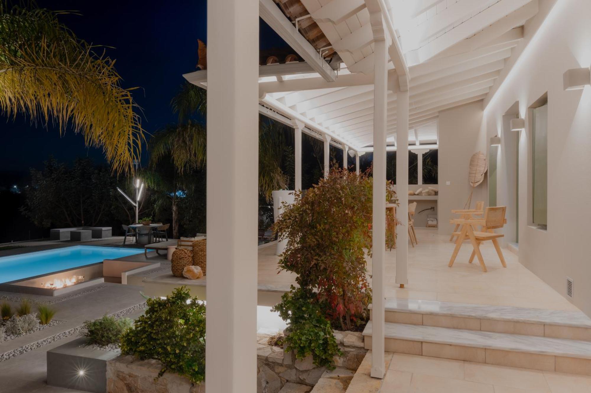 Nafplio Blue Topaz Poolside Villa Luaran gambar